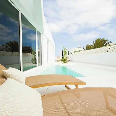 Serenity Natura Villa Charco del Palo